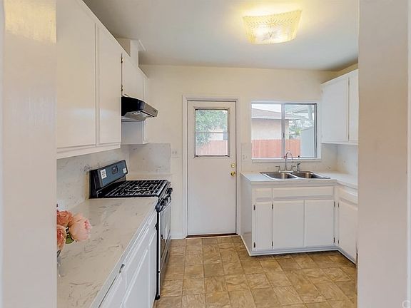 3rd image of 8365 Norwalk Blvd