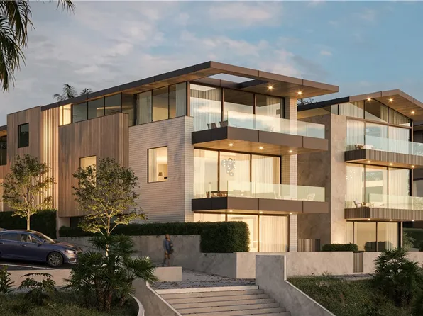 2114 The Strand, Manhattan Beach, CA 90266
