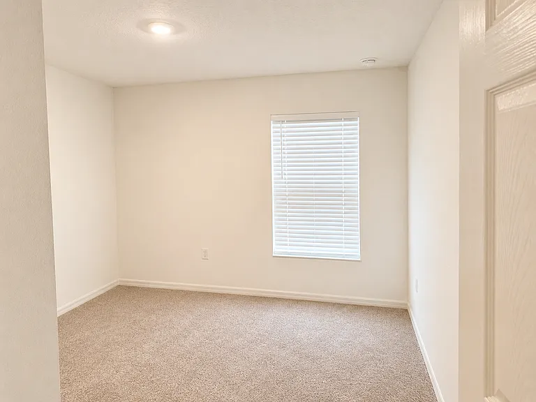 23 White Haven Ln — Photo 11