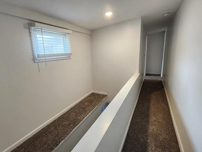 540 W 3rd St #B — Photo 14