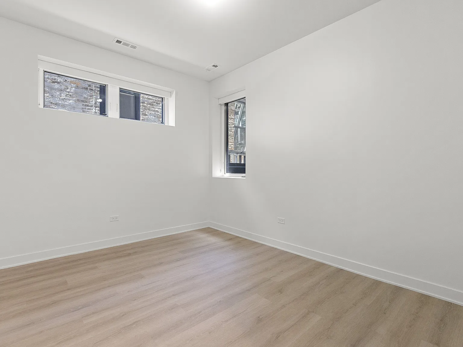 3 bed, 2.0 bath, $4,395 — Photo 3