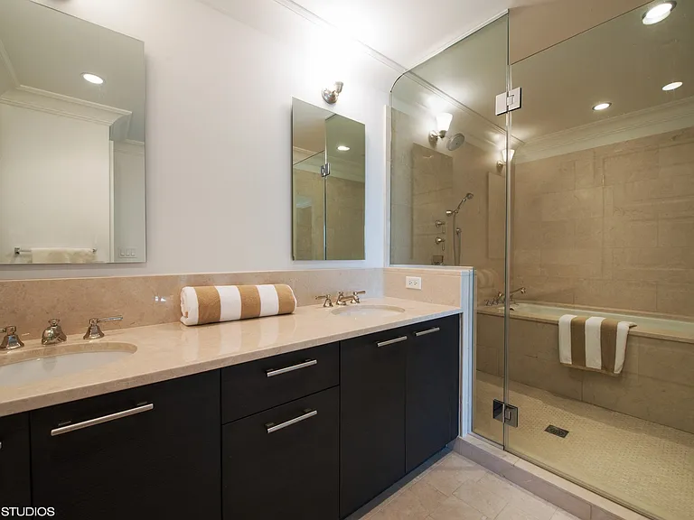 2550 N Lakeview Ave #S204 — Photo 9