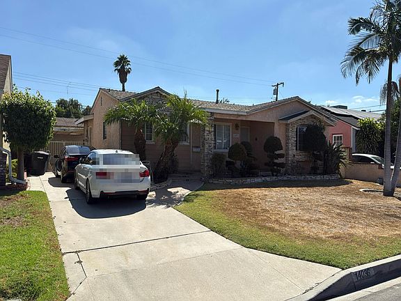 3rd image of 14036 Ocana Ave