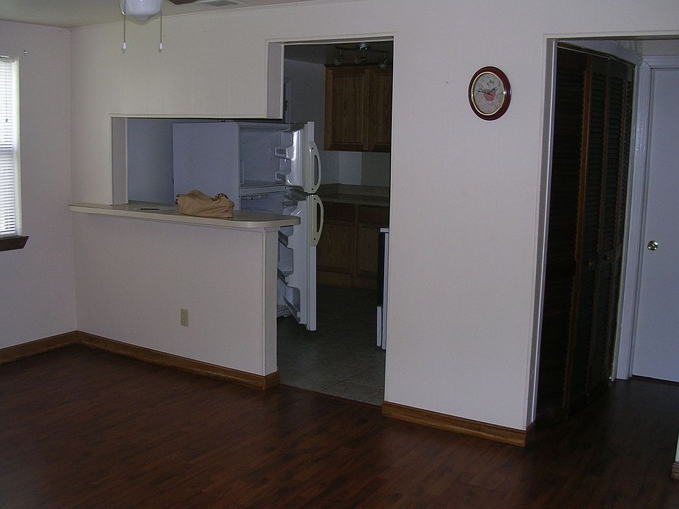 Living, B-fast Knk, Kitch Hall.