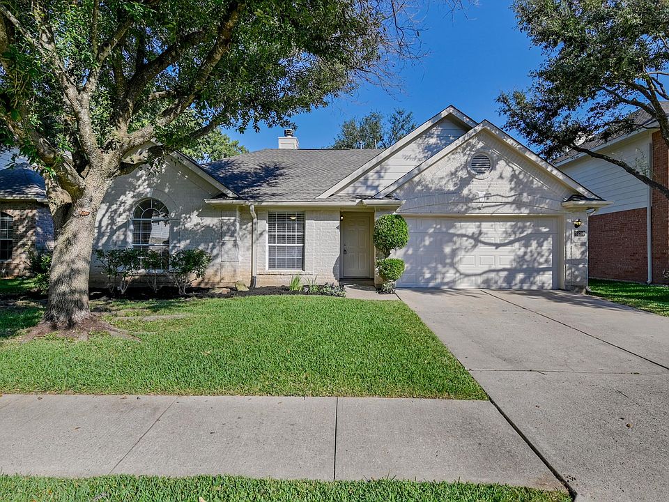 1st image of 8200 Broken Branch Dr