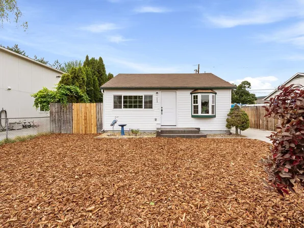 513 Smith Ave, Richland, WA 99352