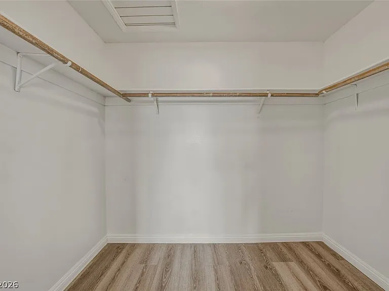 6760 W Oakey Blvd — Photo 30
