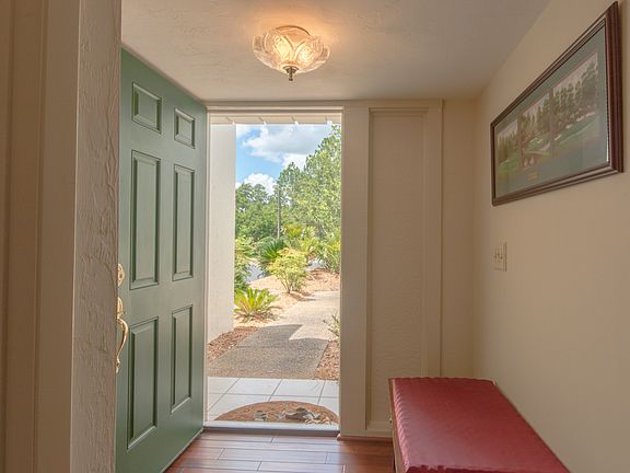 Foyer Entry