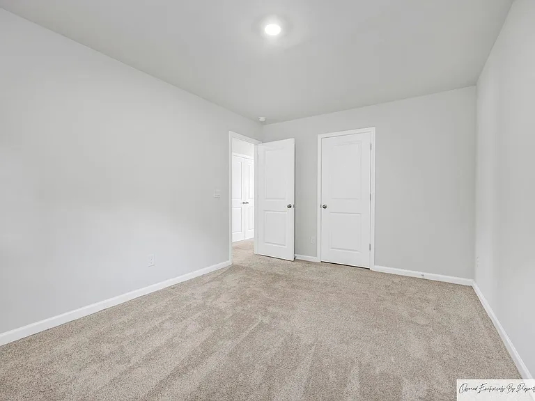 148 Rushton Dr — Photo 25