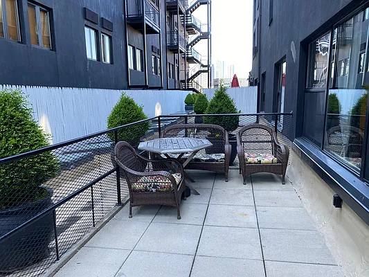 Rented by Dream Space Realty | media 6