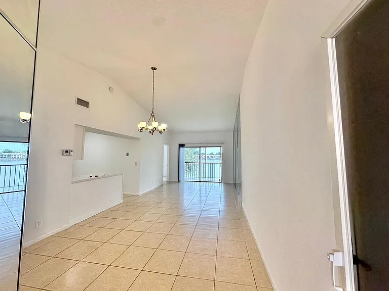3170 Leewood Ter #L210 — Photo 7