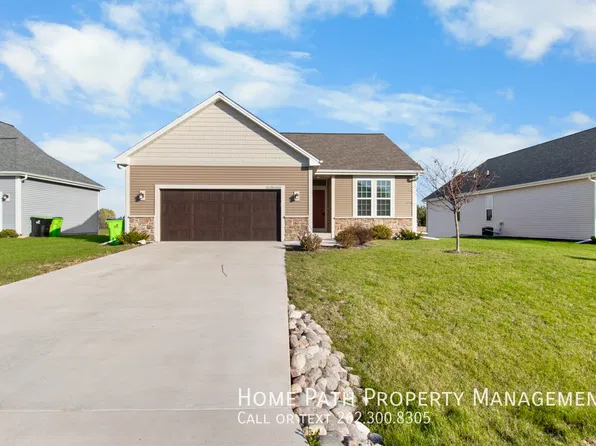 W218N16058 Tiger Lily Dr, Jackson, WI 53037
