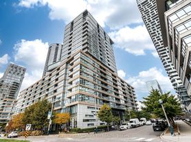 10 Capreol Ct