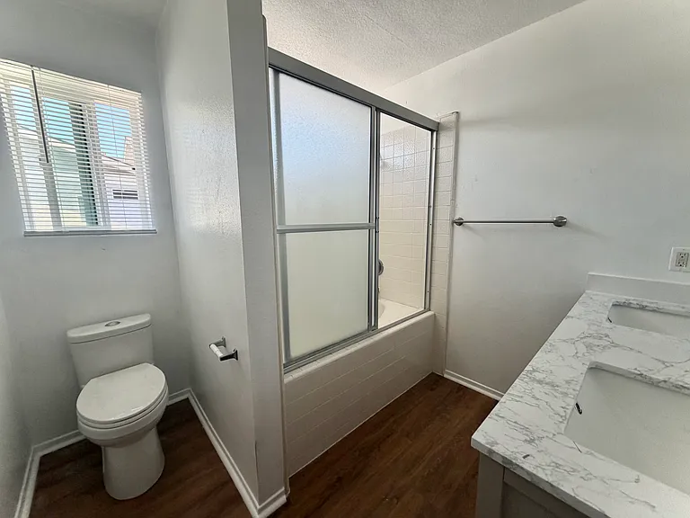 5152 Dunbar Dr #D — Photo 15