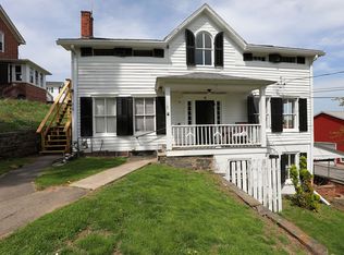 16 Delaware St #2, Glasco, NY 12432