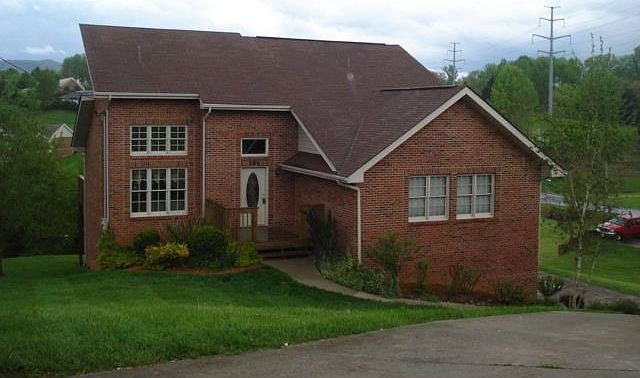 1st image of 186 Sunny Slopes Dr