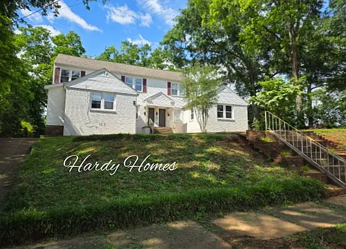303 E 6th St #B Photo 1