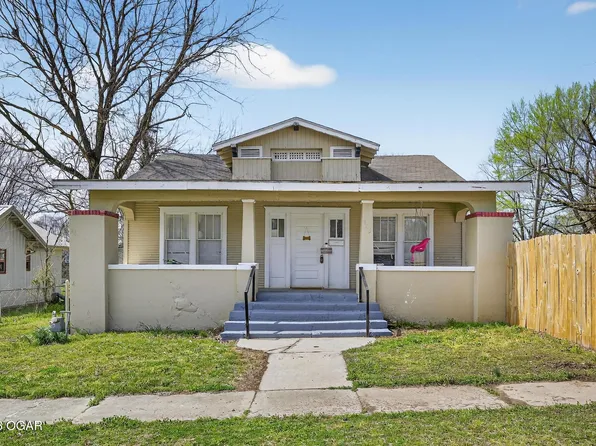 605 Cleveland Ave, Baxter Springs, KS 66713