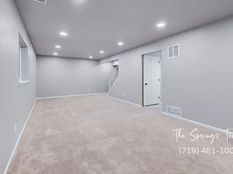 6460 Bugle Dr — Photo 37