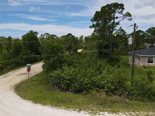 27589 Sandrala Dr #13, Punta Gorda, FL 33955
