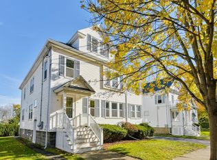 93 Lewis Rd #93, Belmont, MA 02478