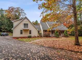 1 Magnolia Rd, Windham, NH 03087