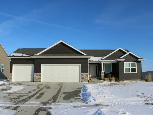 1440 Partridge Ln, Waterloo, IA 50701