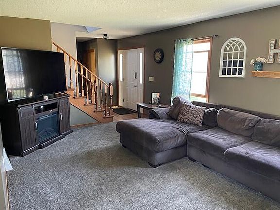 4th image of 307 Hidden Forest Ln