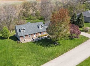 13294 212th Ave, Anamosa, IA 52205