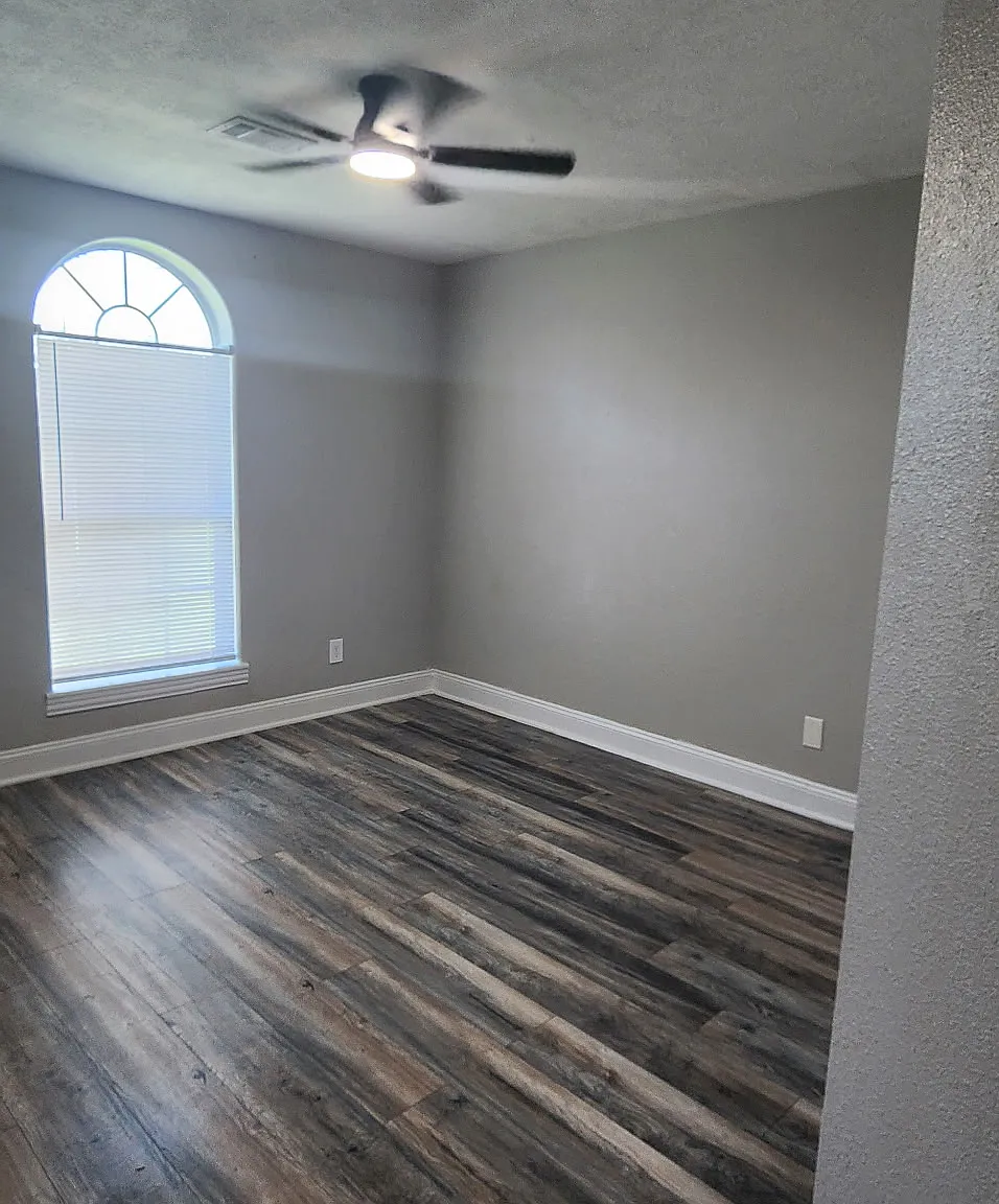 3 bed, 1658 sqft, $1,995 — Photo 4