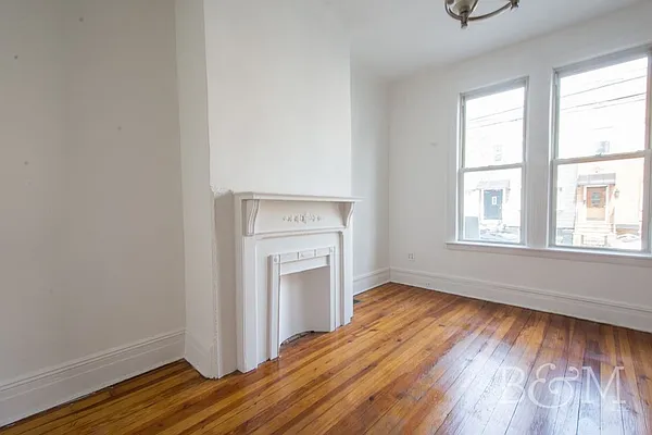 Rented by Brick&Mortar | media 8