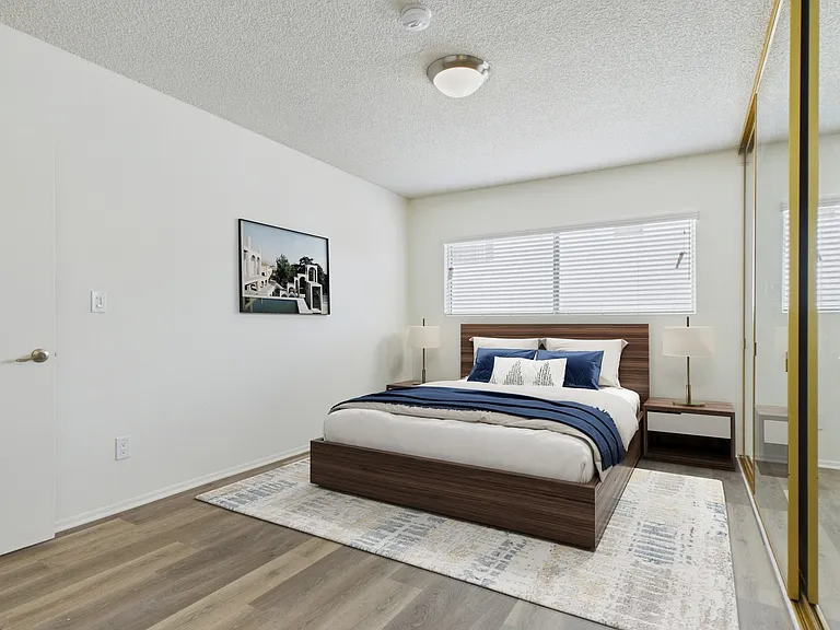 13157 Riverside Dr — Photo 7