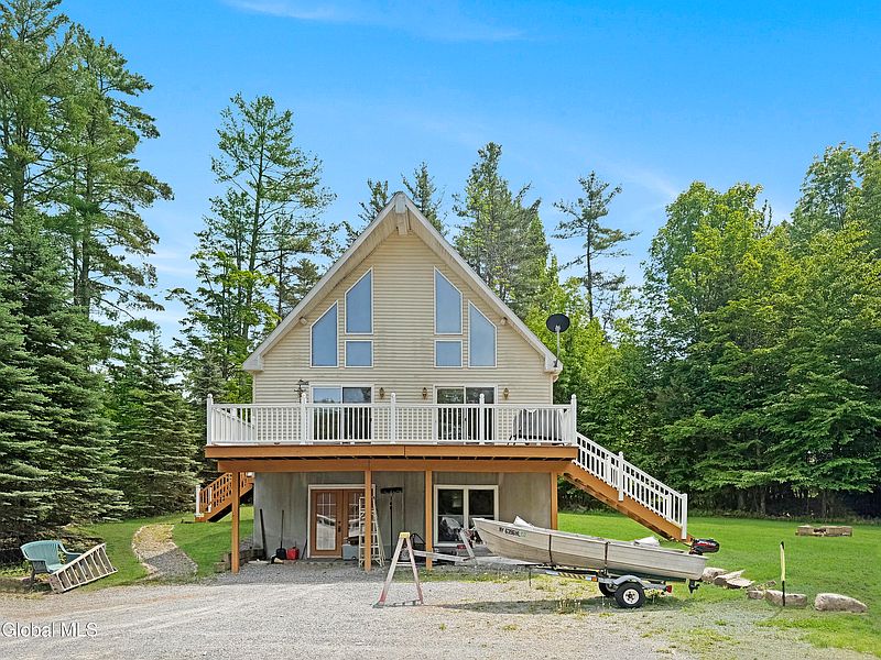 4th image of 483 Shaw Hill Road