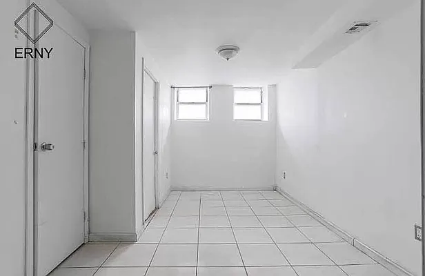 Rented by ERNY LLC | media 18