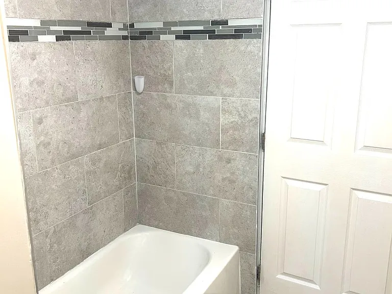 32 Clementon Ave — Photo 4