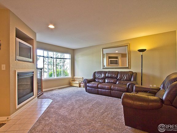 4th image of 805 Summer Hawk Dr #92