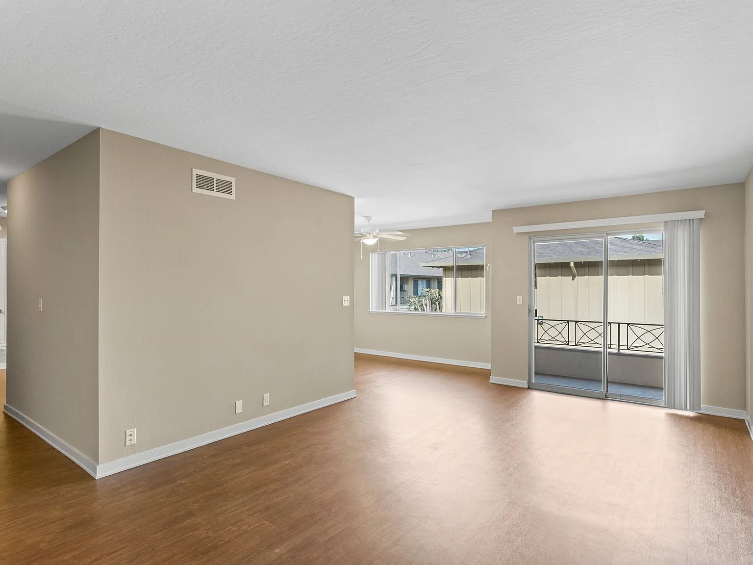 Maplewood Apartments — Photo 4