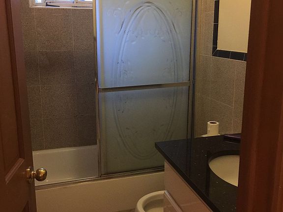 5th image of 10028 88th Ave #1FLOOR