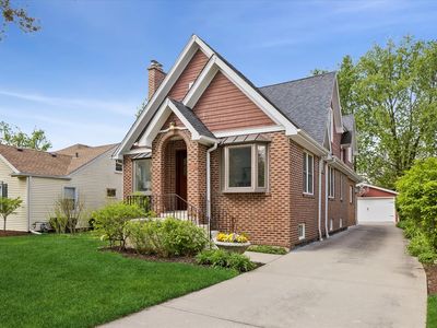 5116 Woodland Ave, Western Springs, IL, 60558