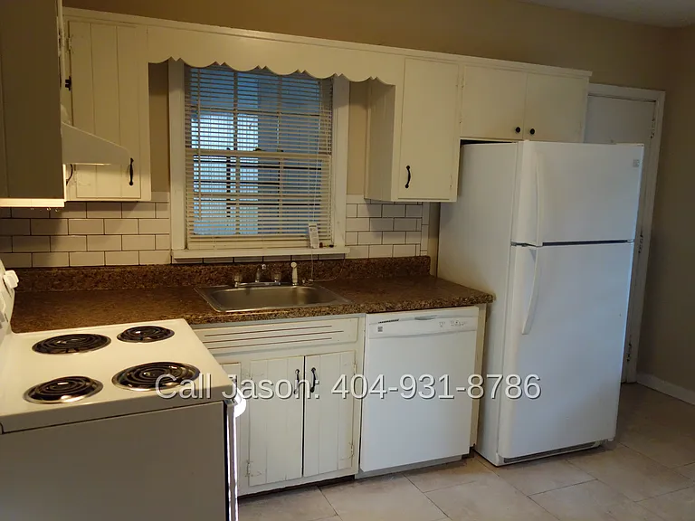 1911 Delowe Dr SW — Photo 8