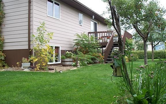 3rd image of 1698 Bitteroot Dr