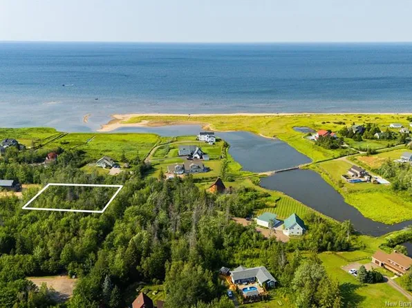 LOT Marina Beach Rd, Beaubassin East, NB E4P 0E4