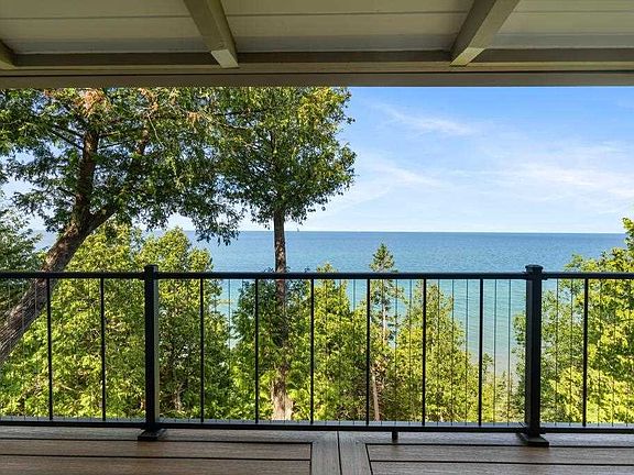 3rd image of 3340 S Lake Shore Dr