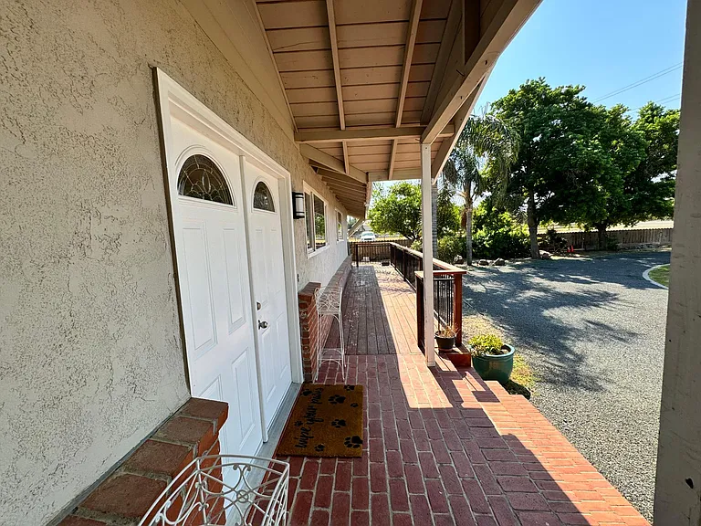 3178 S Corral Hollow Rd — Photo 2