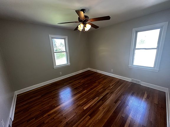 5th image of 23 Sandon Dr