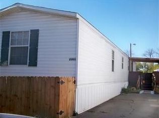2002 E Greenfield Dr, Middletown, OH 45044