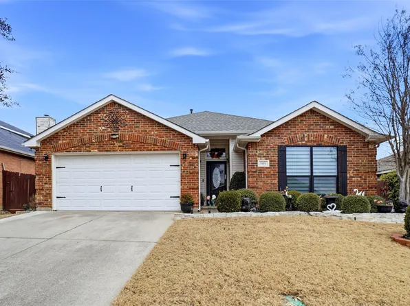 5404 Royal Birkdale Dr, Fort Worth, TX 76135