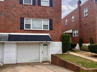 650 Renz St, Philadelphia, PA 19128