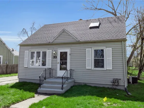 33 Tussing Ln, Tonawanda, NY 14150