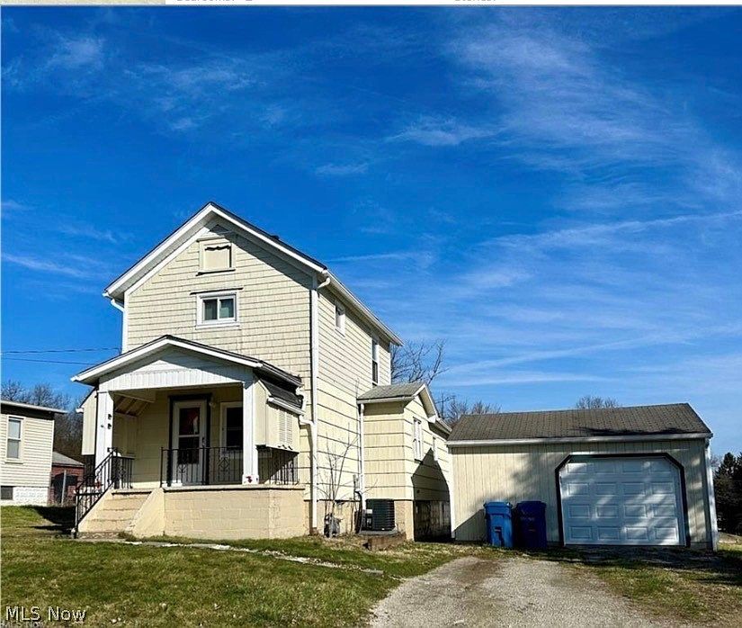 2nd image of 7817 Rose Ave